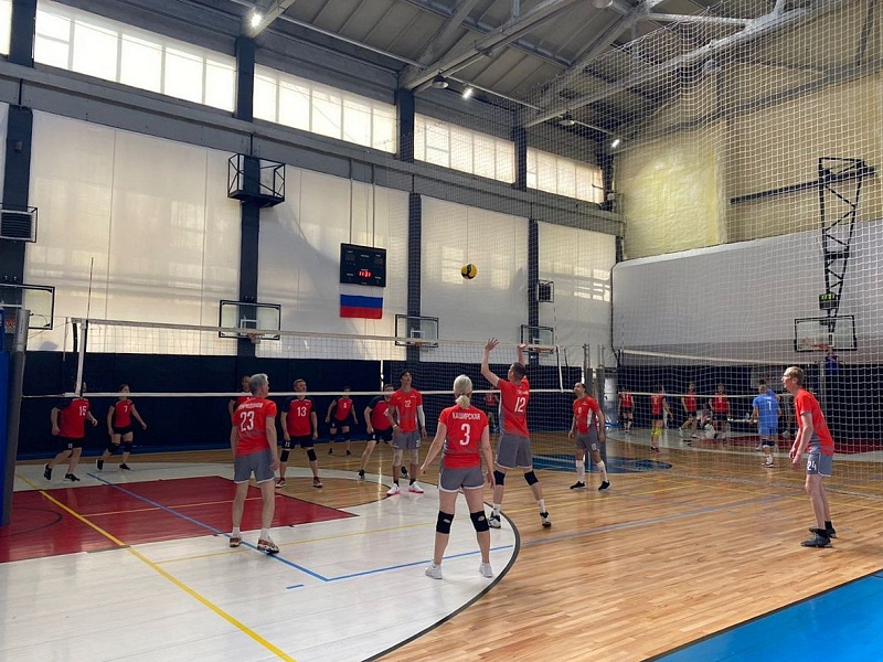  Прошел турнир по волейболу среди работников строительных организаций на Московской железной дороге