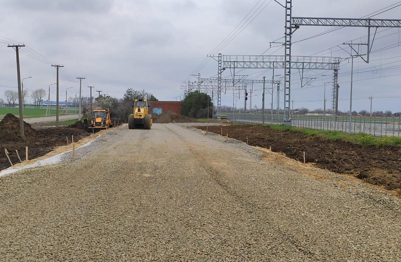 Идет строительство новой железнодорожной линии к аэропорту Анапы 